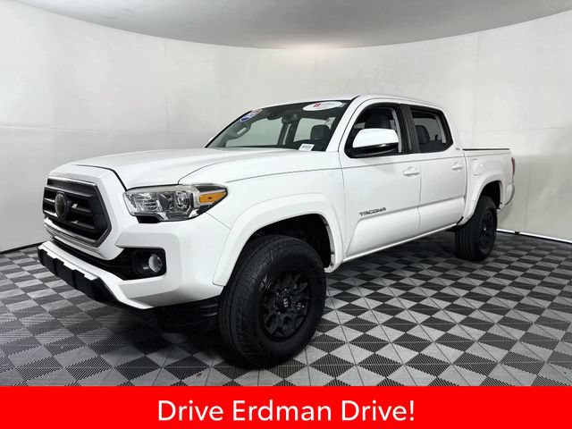 Certified 2021 Toyota Tacoma SR5 RWD image 3