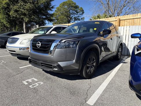 Used 2024 Nissan Pathfinder S image 5