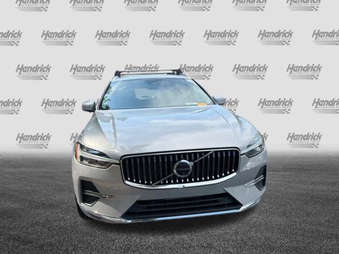 Certified 2023 Volvo XC60 B5 Ultimate w/ Climate Package FWD image 3