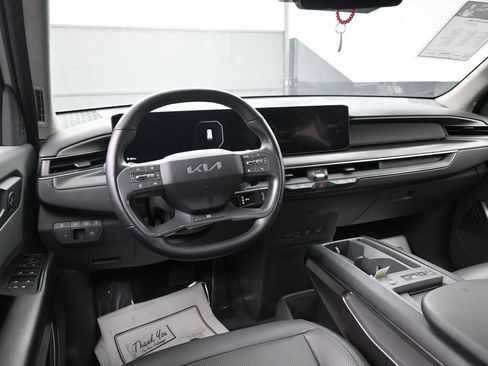 Used 2024 Kia EV9 Light RWD image 28