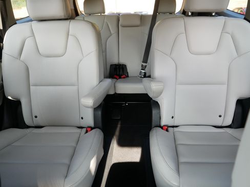 Certified 2024 Kia Telluride S AWD/4WD image 13