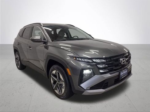 New 2026 Hyundai Tucson SEL w/ Tow & Go Package AWD/4WD image 4