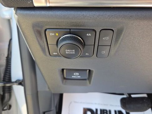 New 2025 Ford Expedition Platinum w/ Driver's Package image 28