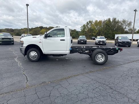 New 2026 RAM 3500 Tradesman w/ Chrome Appearance Group image 8