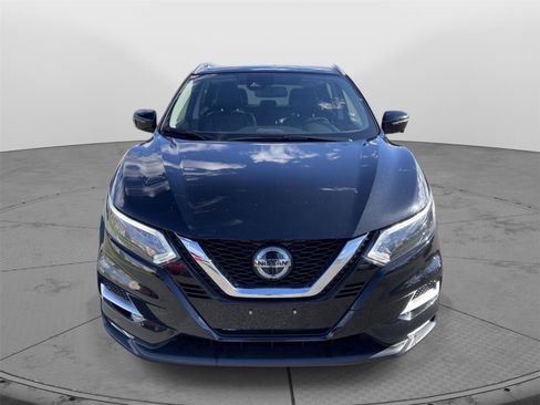 Used 2022 Nissan Rogue Sport SL w/ Premium Package image 18