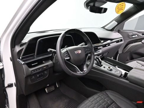 Certified 2023 Cadillac Escalade V AWD/4WD image 19