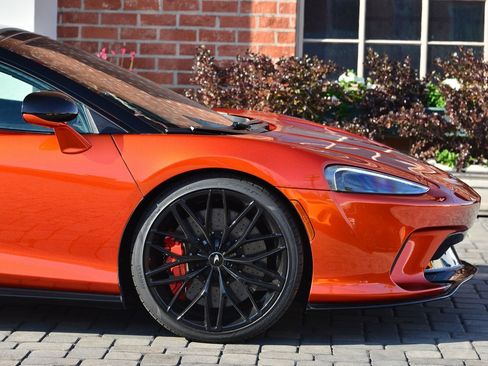 Used 2023 McLaren GT image 7
