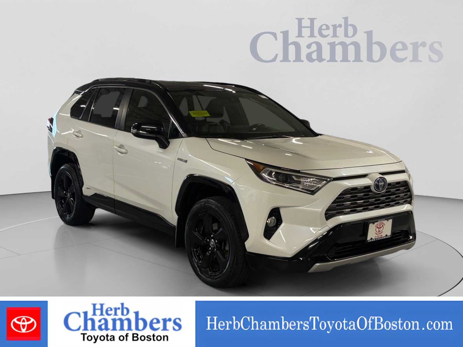 Used 2020 Toyota RAV4 XSE w/ All Weather Liner Package AWD/4WD image 1