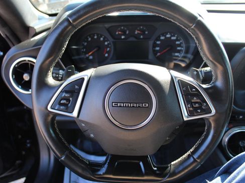 Used 2020 Chevrolet Camaro LT image 17