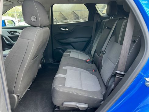 Used 2025 Chevrolet Blazer LT image 35