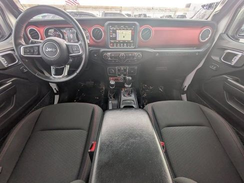 Used 2019 Jeep Wrangler Unlimited Rubicon w/ Dual Top Group image 12