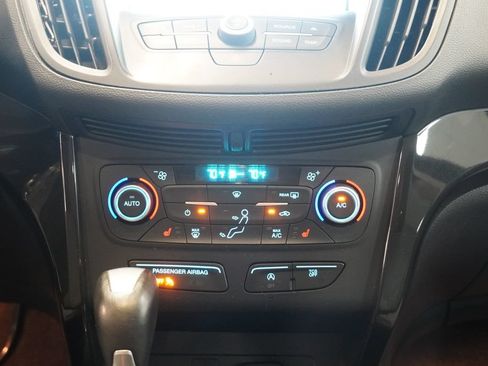 Used 2018 Ford Escape SE w/ SE Sport Appearance Package AWD/4WD image 20
