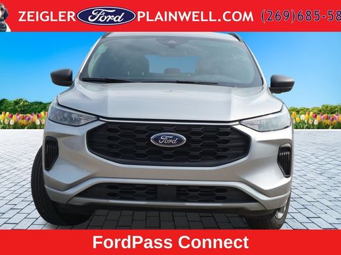 Used 2024 Ford Escape ST-Line w/ Tech Pack #1 AWD/4WD image 8