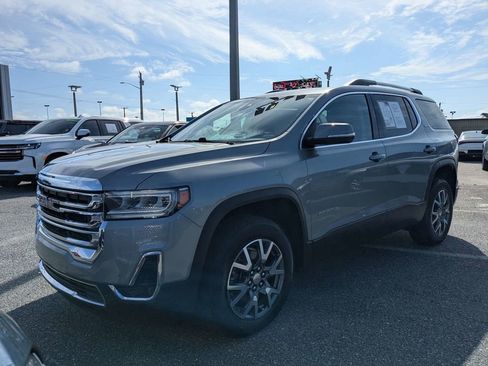 Used 2023 GMC Acadia SLT w/ Preferred Package FWD image 5