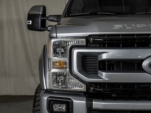 Used 2021 Ford F250 XLT w/ XLT Premium Package image 38