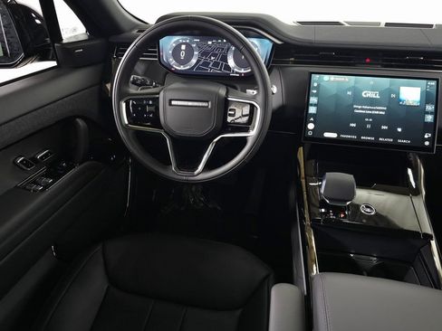 Certified 2026 Land Rover Range Rover Sport SE AWD/4WD image 17