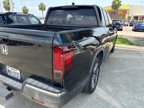 Used 2017 Honda Ridgeline RTL image 3