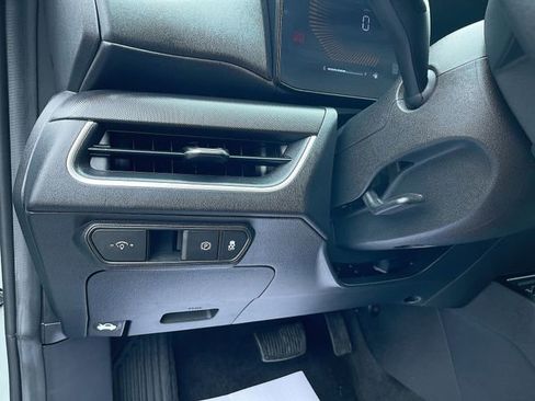 Used 2025 Kia K4 LXS image 18