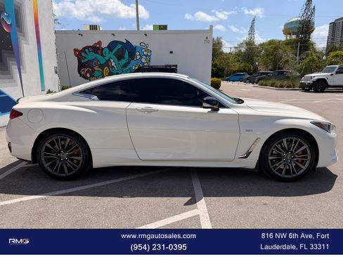 Used 2017 INFINITI Q60 3.0t w/ Premium Plus Package 3.0T AWD/4WD image 5