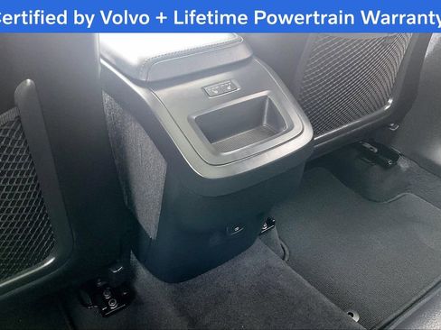 Used 2025 Volvo XC60 B5 Plus image 31