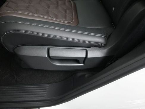 New 2026 Nissan Armada Platinum image 39