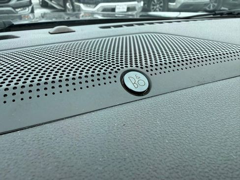 Used 2022 Ford Escape SEL w/ Technology Package image 27