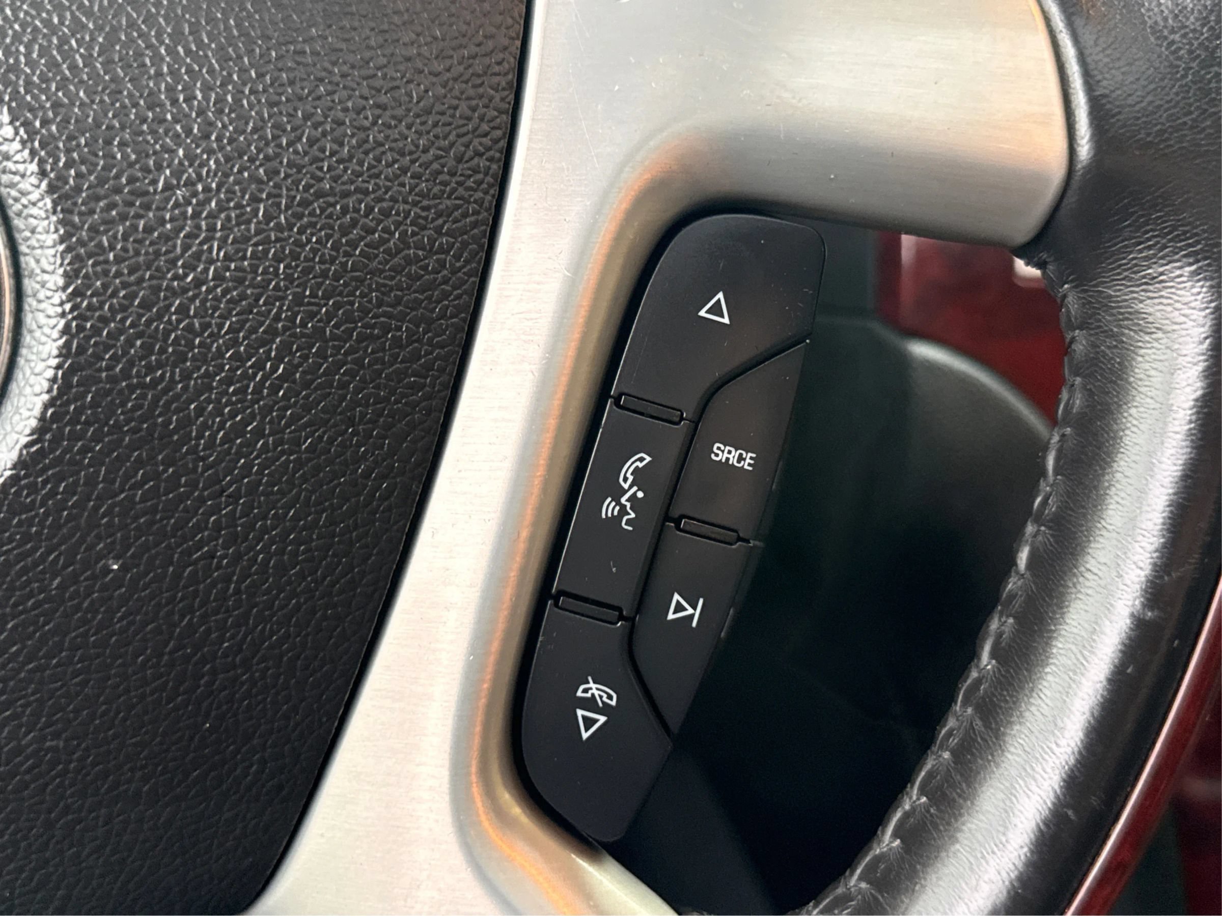 Used 2014 Cadillac Escalade Premium AWD/4WD image 36