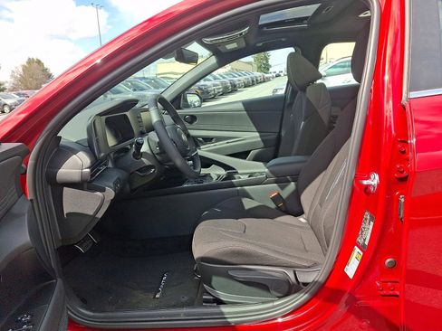 New 2026 Hyundai Elantra SEL Sport Premium image 9