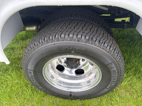 New 2026 Ford F350 XL w/ XL Chrome Package AWD/4WD image 13