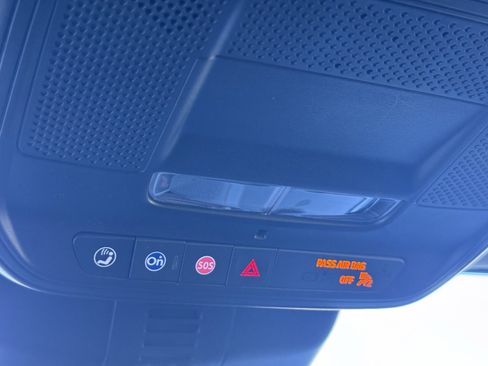 Used 2024 GMC Acadia Elevation image 26