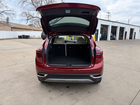 Used 2021 Buick Envision Essence image 32