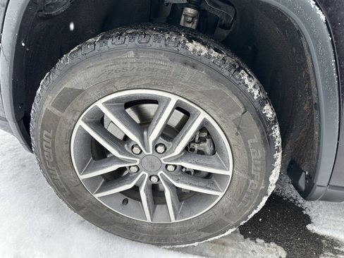 Used 2021 Jeep Grand Cherokee Limited w/ Luxury Group II image 9