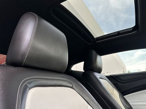 Used 2016 Chevrolet Camaro LT RWD image 19