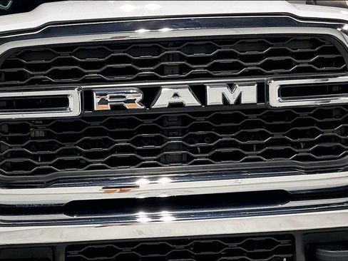 Used 2021 RAM 2500 Tradesman AWD/4WD image 35