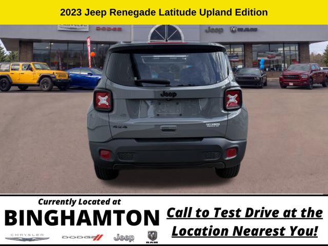 Used 2023 Jeep Renegade Latitude w/ Sun/Sound Group AWD/4WD image 9