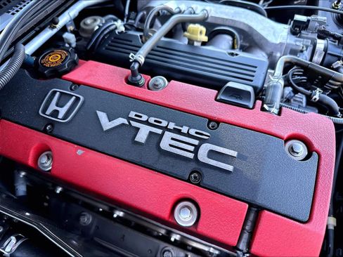 Used 2000 Honda S2000 image 31