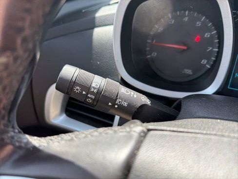 Used 2017 Chevrolet Equinox Premier w/ Enhanced Convenience Package image 38