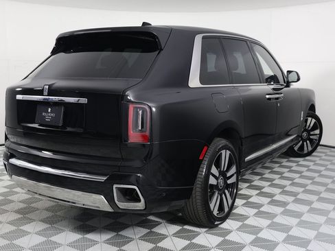 New 2026 Rolls-Royce Cullinan AWD/4WD image 7