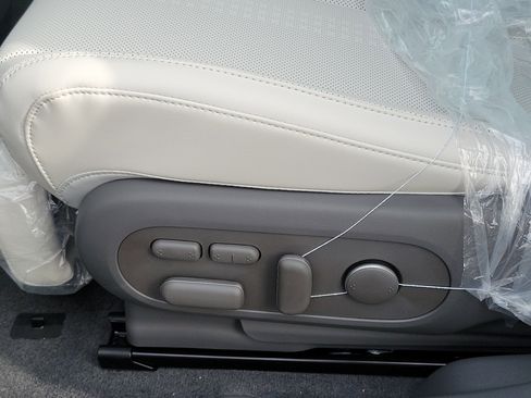 New 2026 Hyundai Ioniq 5 Limited image 15