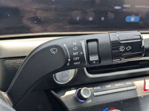 Used 2025 Hyundai Sonata SEL FWD image 26