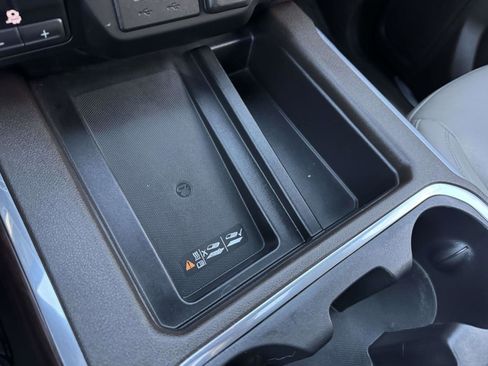 Used 2021 GMC Sierra 1500 SLT w/ SLT Premium Plus Package image 39