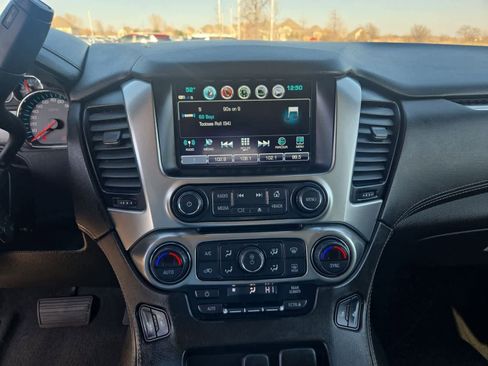 Used 2020 Chevrolet Suburban LT image 28