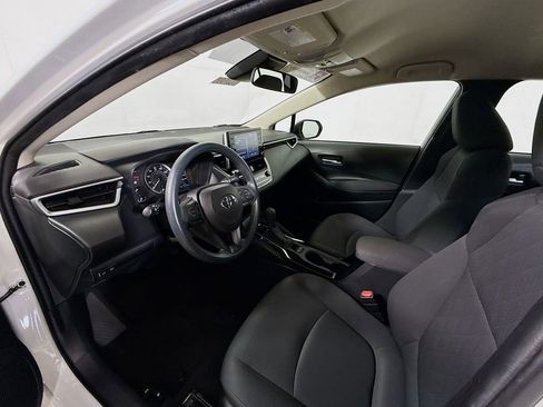 Certified 2021 Toyota Corolla LE image 9