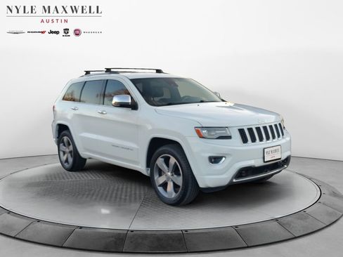 Used 2014 Jeep Grand Cherokee Overland w/ Advanced Technology Group image 2