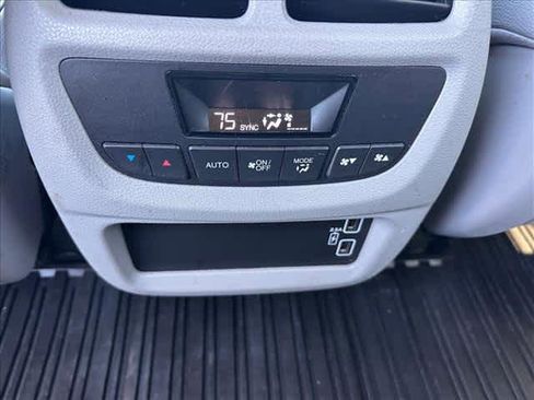 Used 2021 Honda Pilot Special Edition image 10