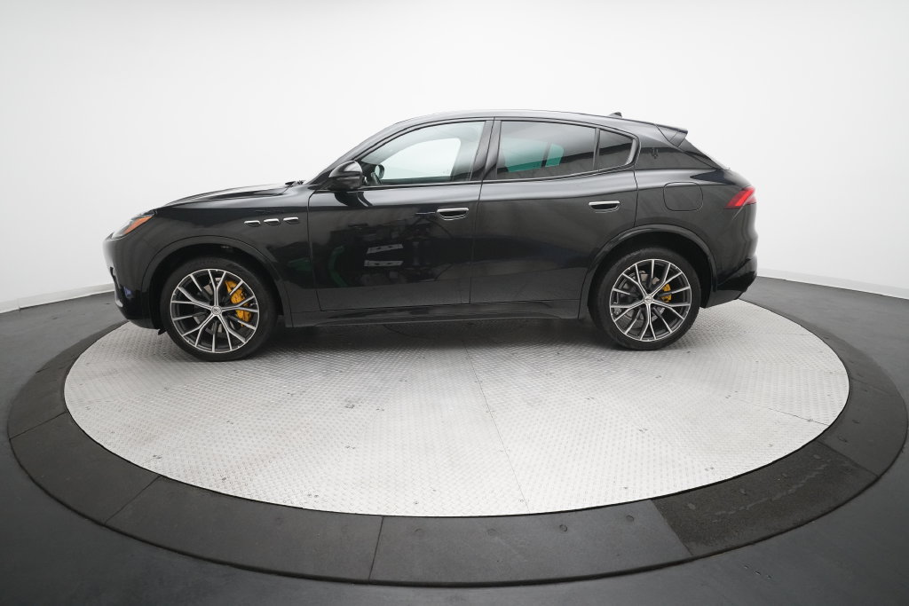 Used 2023 Maserati Grecale Modena AWD/4WD image 25
