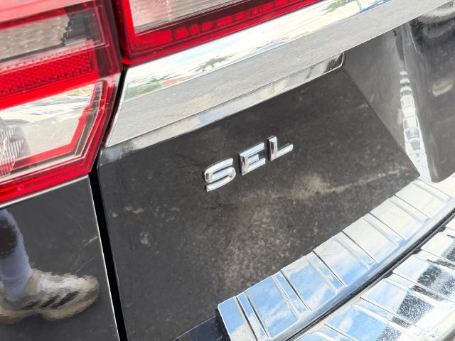 Used 2019 Volkswagen Atlas SEL FWD image 14