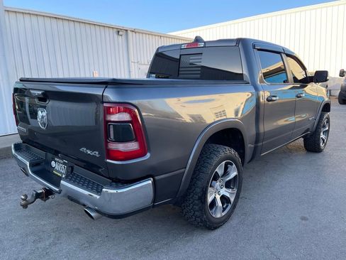 Used 2019 RAM 1500 Laramie AWD/4WD image 3