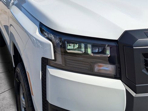 New 2026 Nissan Frontier S image 9