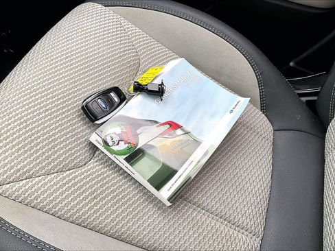 Used 2020 Subaru Forester Premium image 14